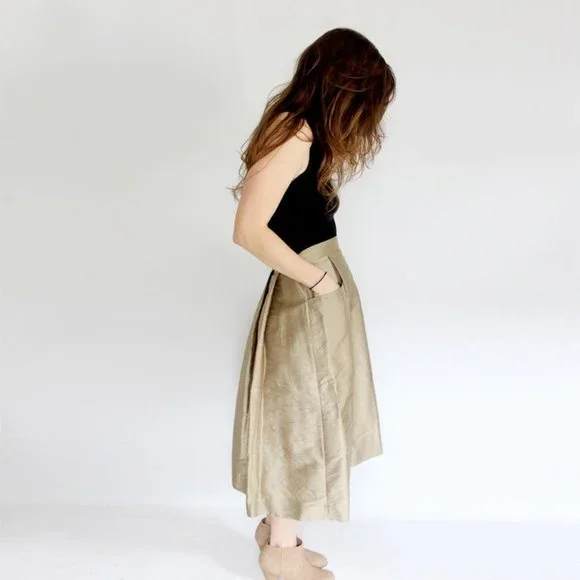 SAMPLE SALE Sage Green pleated skirt with pockets A line skirt below the knee po